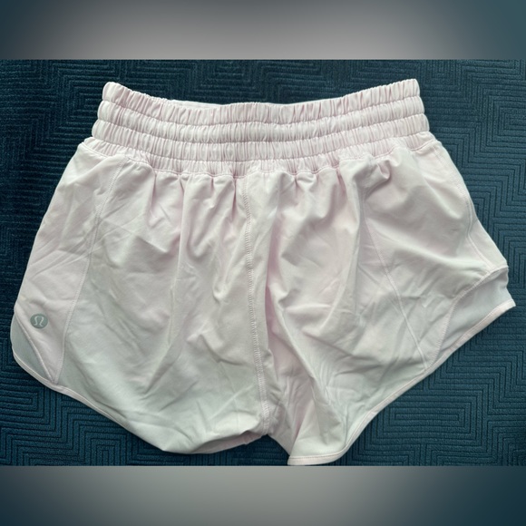 Shorts - Picture 2 of 3